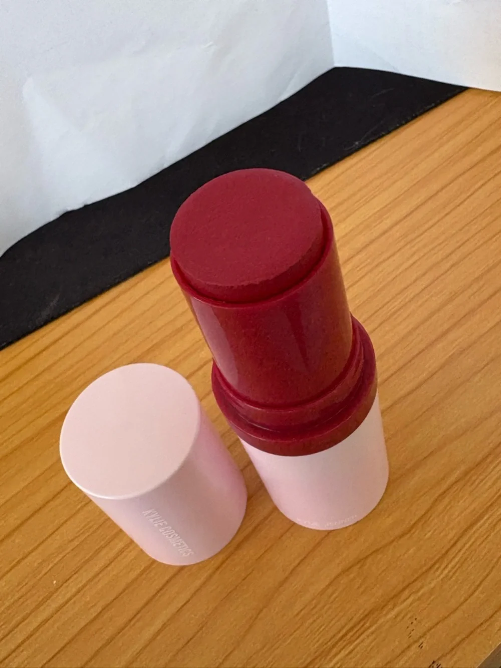 Kylie Cosmetics creamy twist